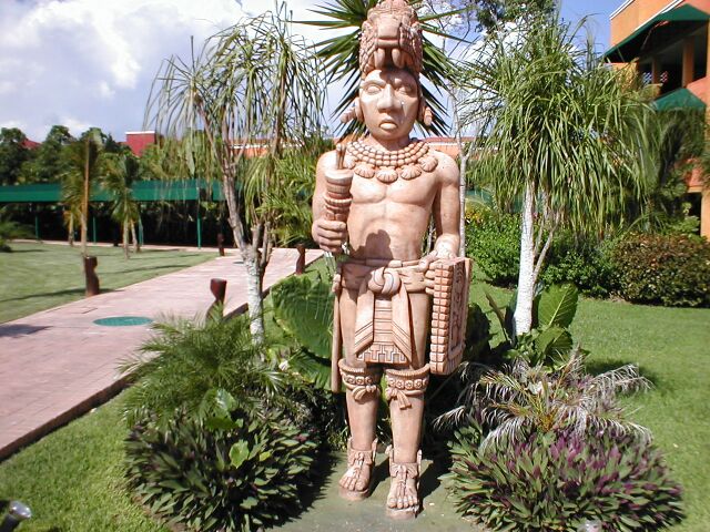 Hotel - Mayan warrior statue